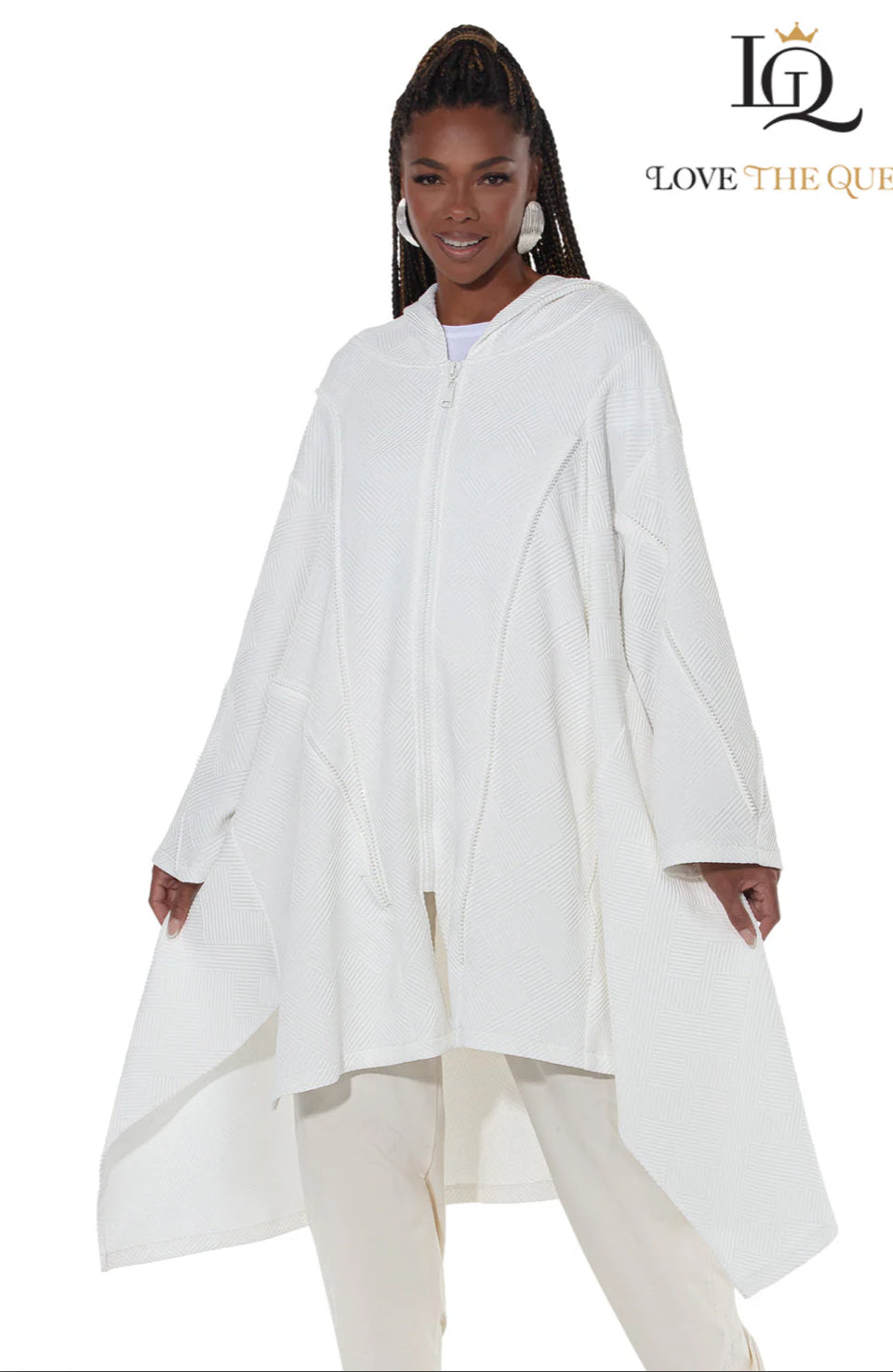TUNIC-LOVE THE QUEEN. STYLE 17624